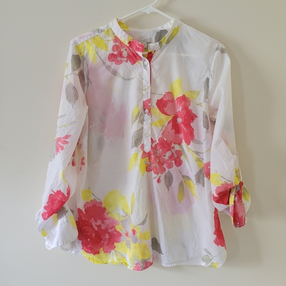 🎀 3 for $25 🎀 Talbots Floral Blouse - White, Red, Yellow MP Feminine - Picture 2 of 9